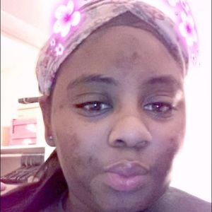 Meet your Posher, Dejah